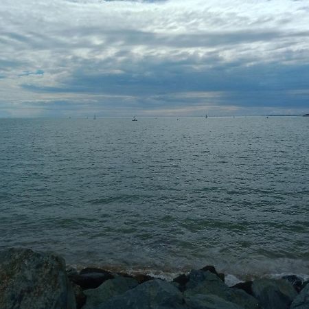 Sejour Insolite - Voilier A Quai A La Rochelle Ла Рошел Екстериор снимка
