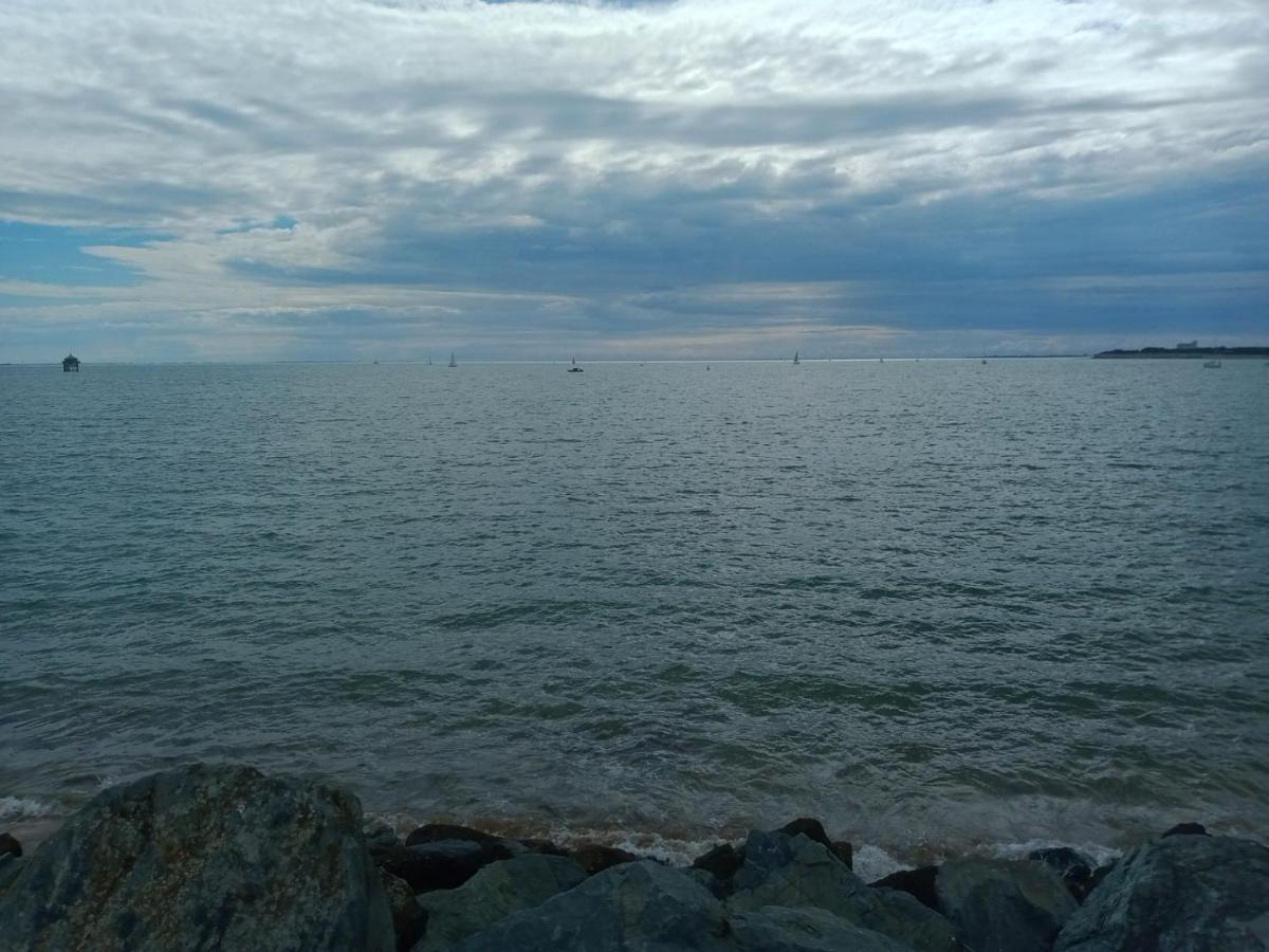 Sejour Insolite - Voilier A Quai A La Rochelle Ла Рошел Екстериор снимка
